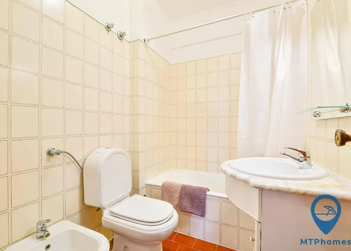 Amendoeiras By Mtphomes